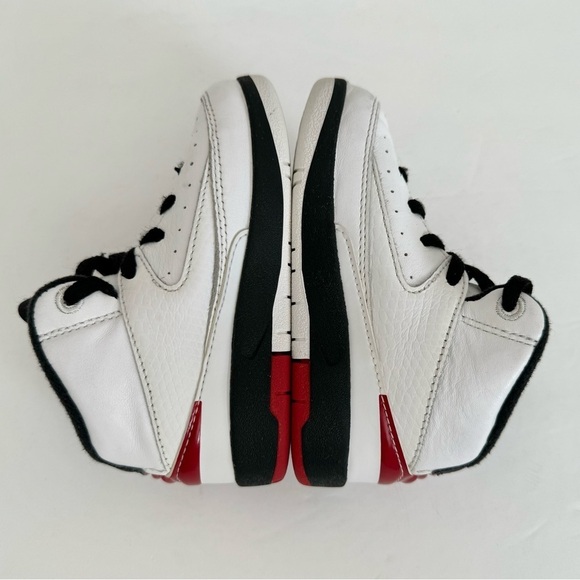 Nike Air Jordan 2 Retro PS Chicago White Black Varsity Red AJ2 DQ8564 106 - Picture 14 of 17